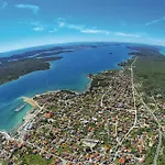 Gorgeous In With Wifi *