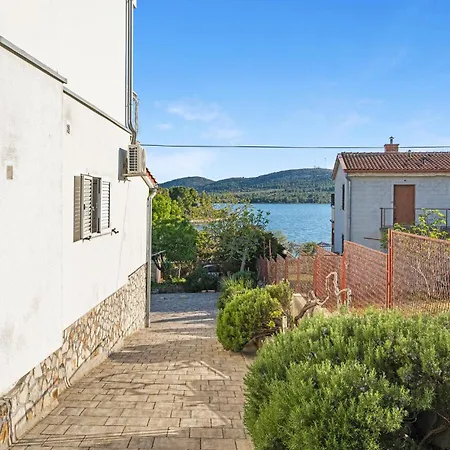 Gorgeous In With Wifi * Pirovac