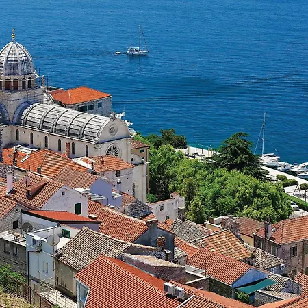 Apartamento Gorgeous In With Wifi Pirovac