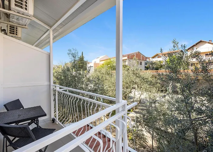 Gorgeous In With Wifi